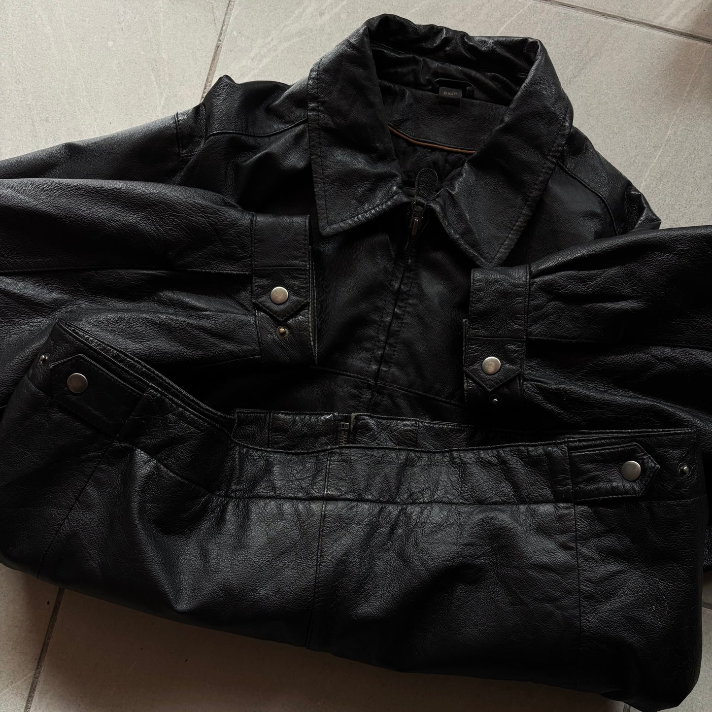 (L) LEATHER JACKET ST - CUERO DE BUEN GROSOR