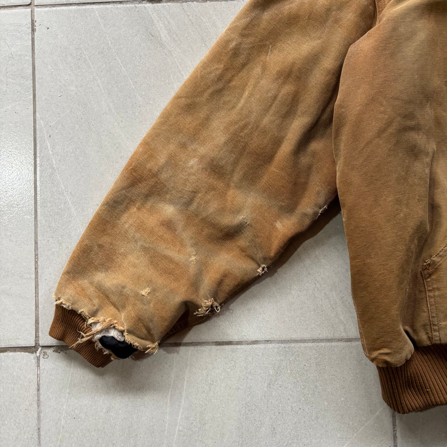 (Xl) VINTAGE CARHARTT ACTIVE JACKET J130 BRN - DISTRESSED