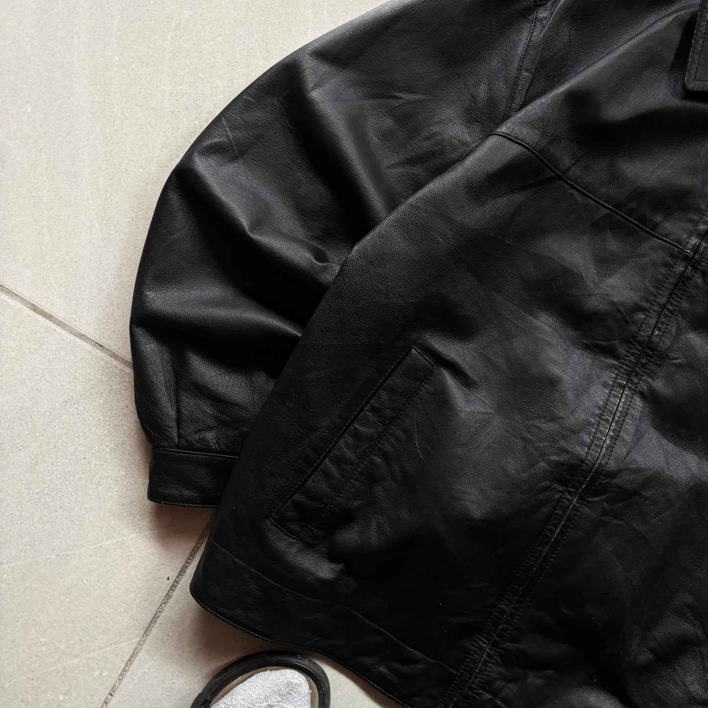 (L) LEATHER JACKET ST - CUERO DE BUEN GROSOR