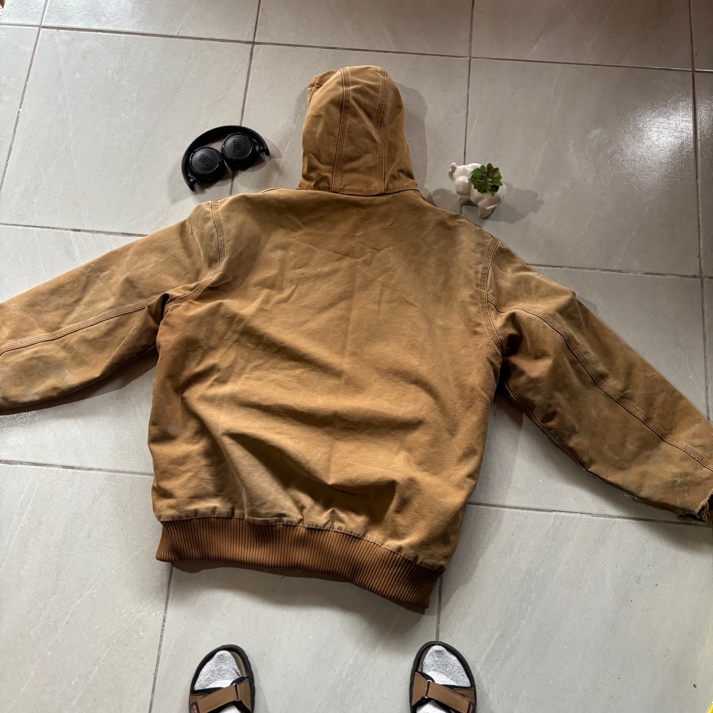 (Xl) VINTAGE CARHARTT ACTIVE JACKET J130 BRN - DISTRESSED
