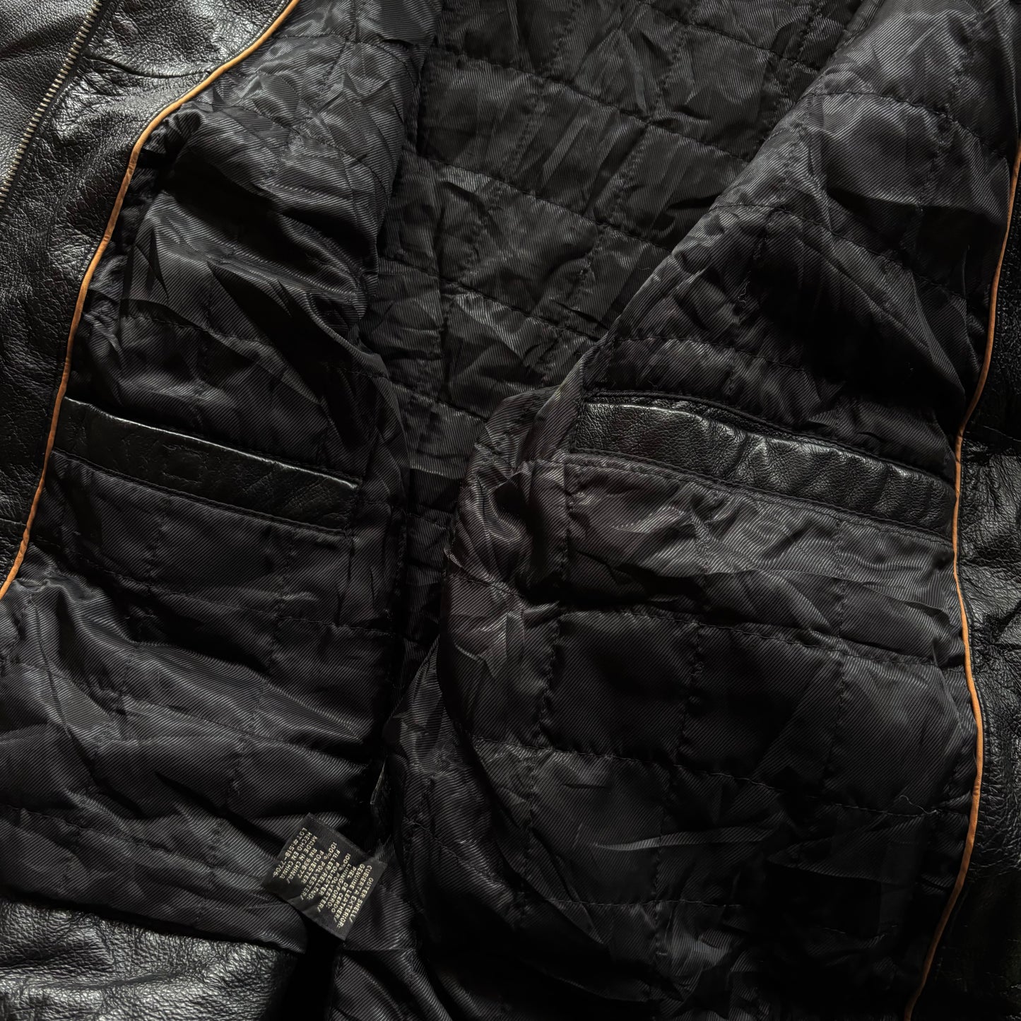 (L) LEATHER JACKET ST - CUERO DE BUEN GROSOR