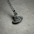 VW SATURNO NECKLACE