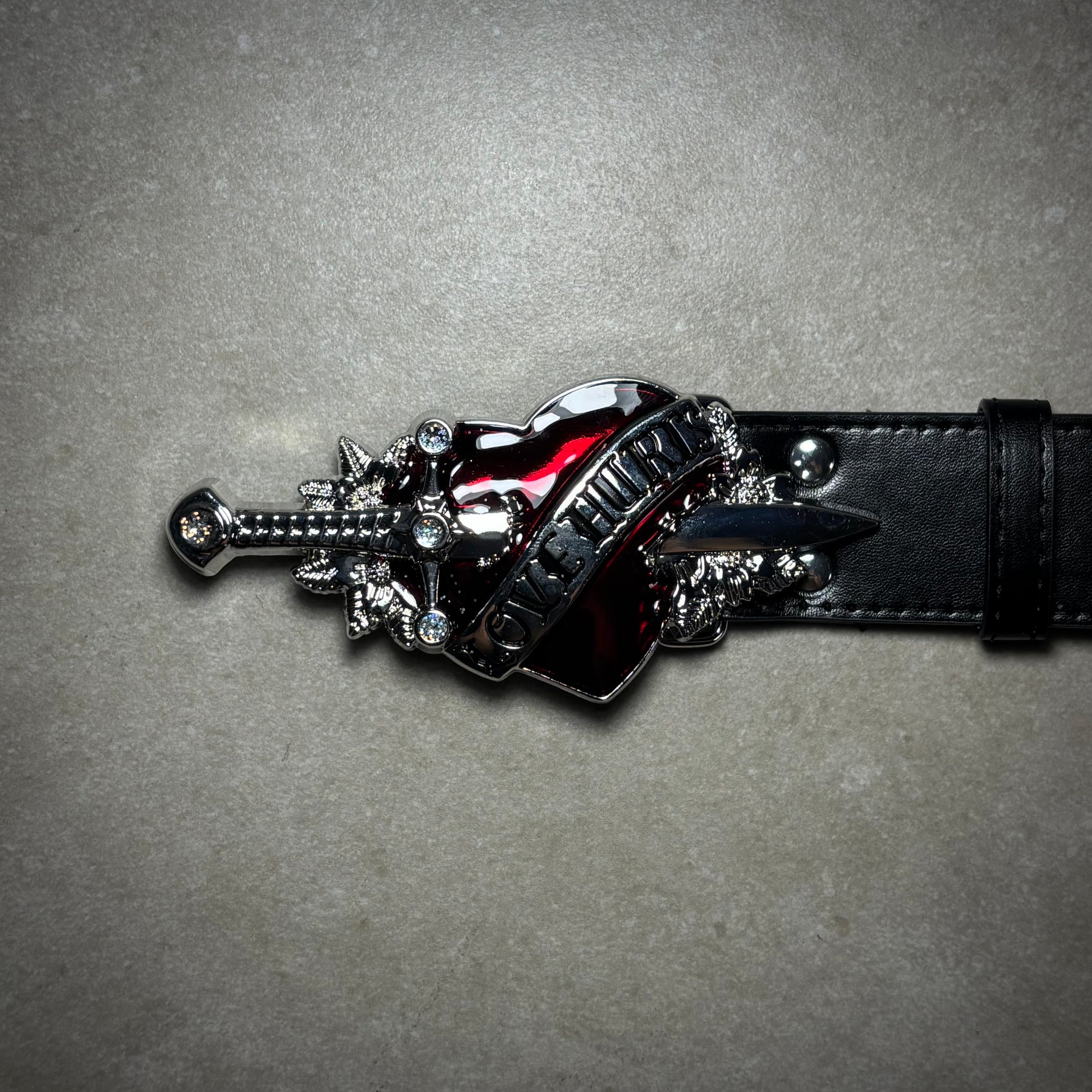 HEARTS LOVE LEATHER BELT