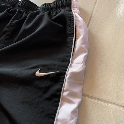 (M) Nike Track Negro y Blanco