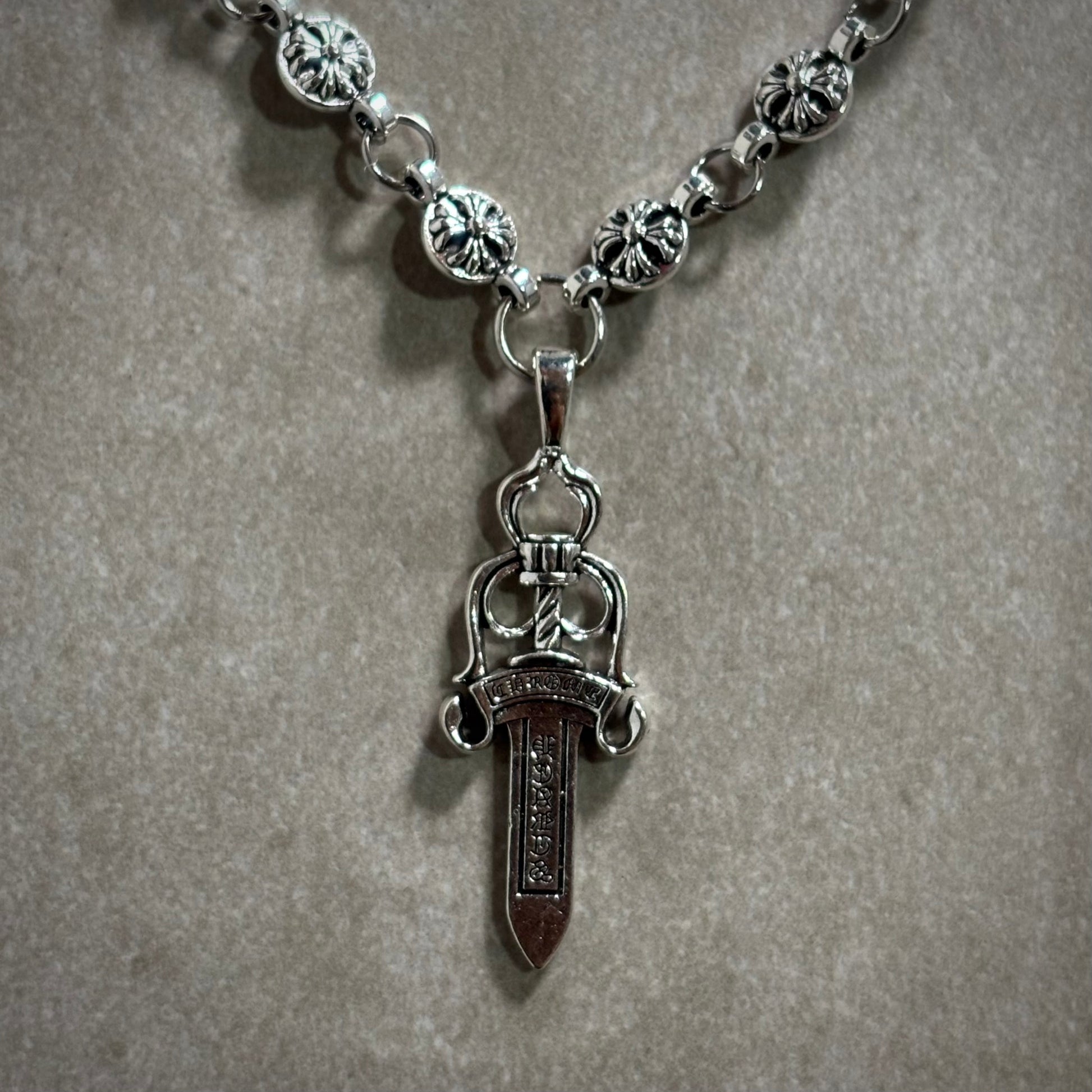 CHROME HEARTS DAGA NECKLACE