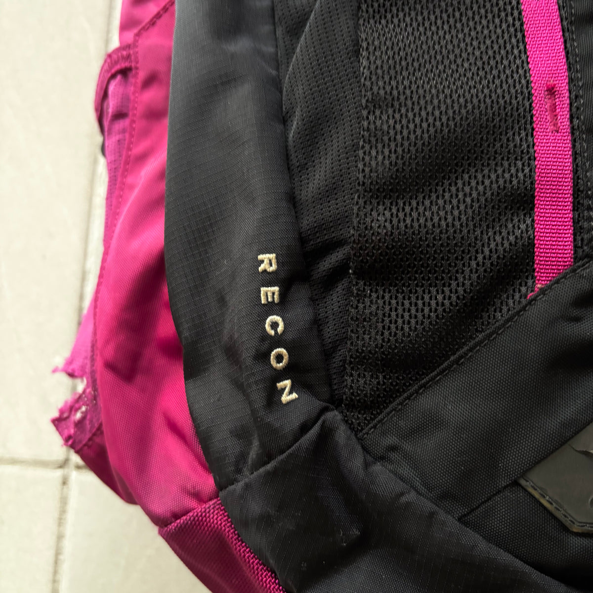 THE NORTH FACE RECON COMPLETE BACKPACK