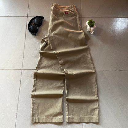 (34/32) Dickies Baggy - Beige - Ancho