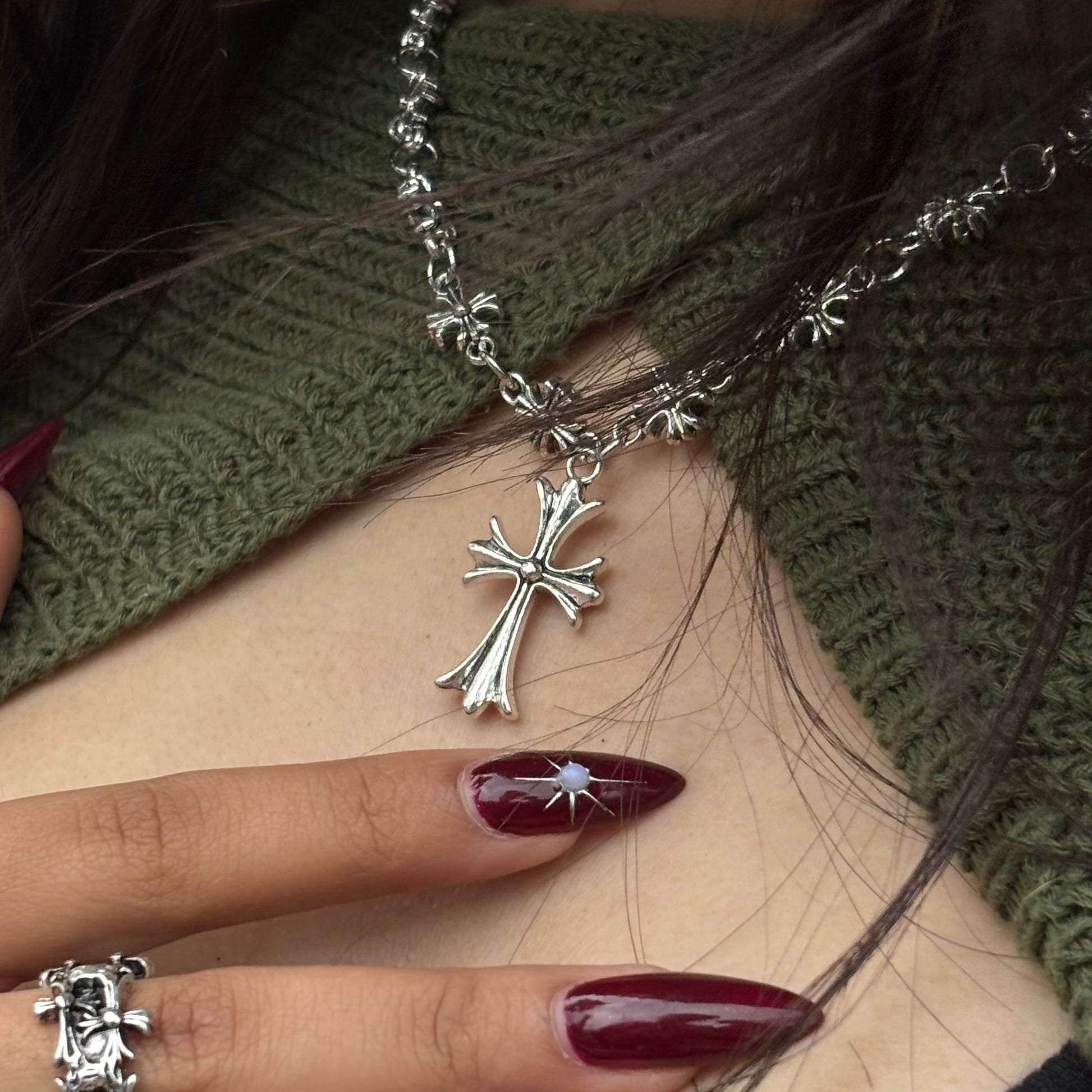 CHROME HEARTS CROSS NECKLACE
