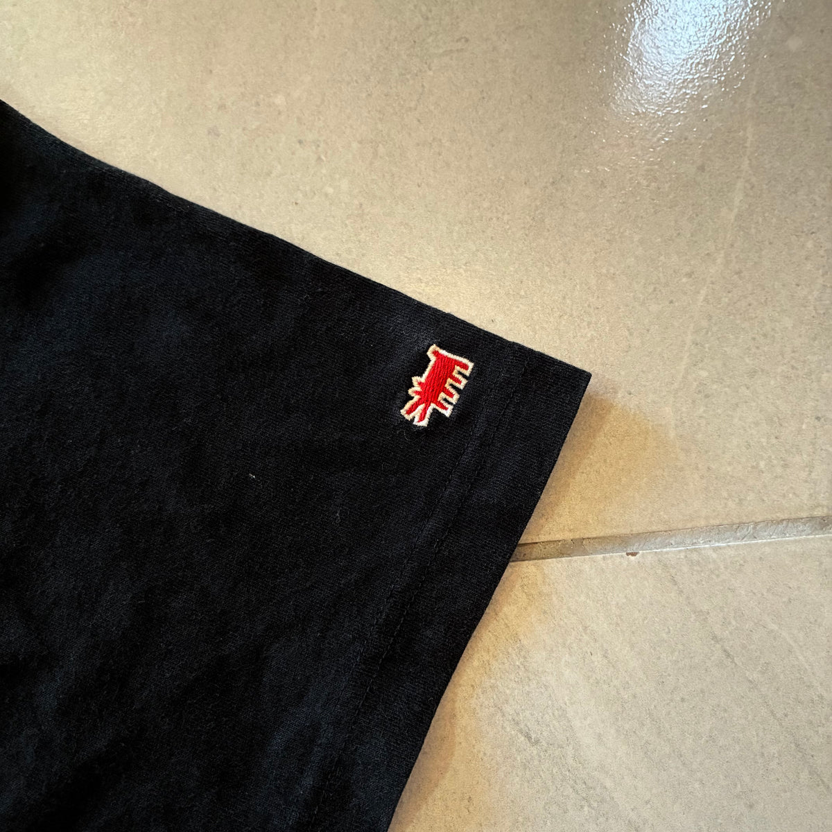 (Xl) UNIQLO X KEITH.H