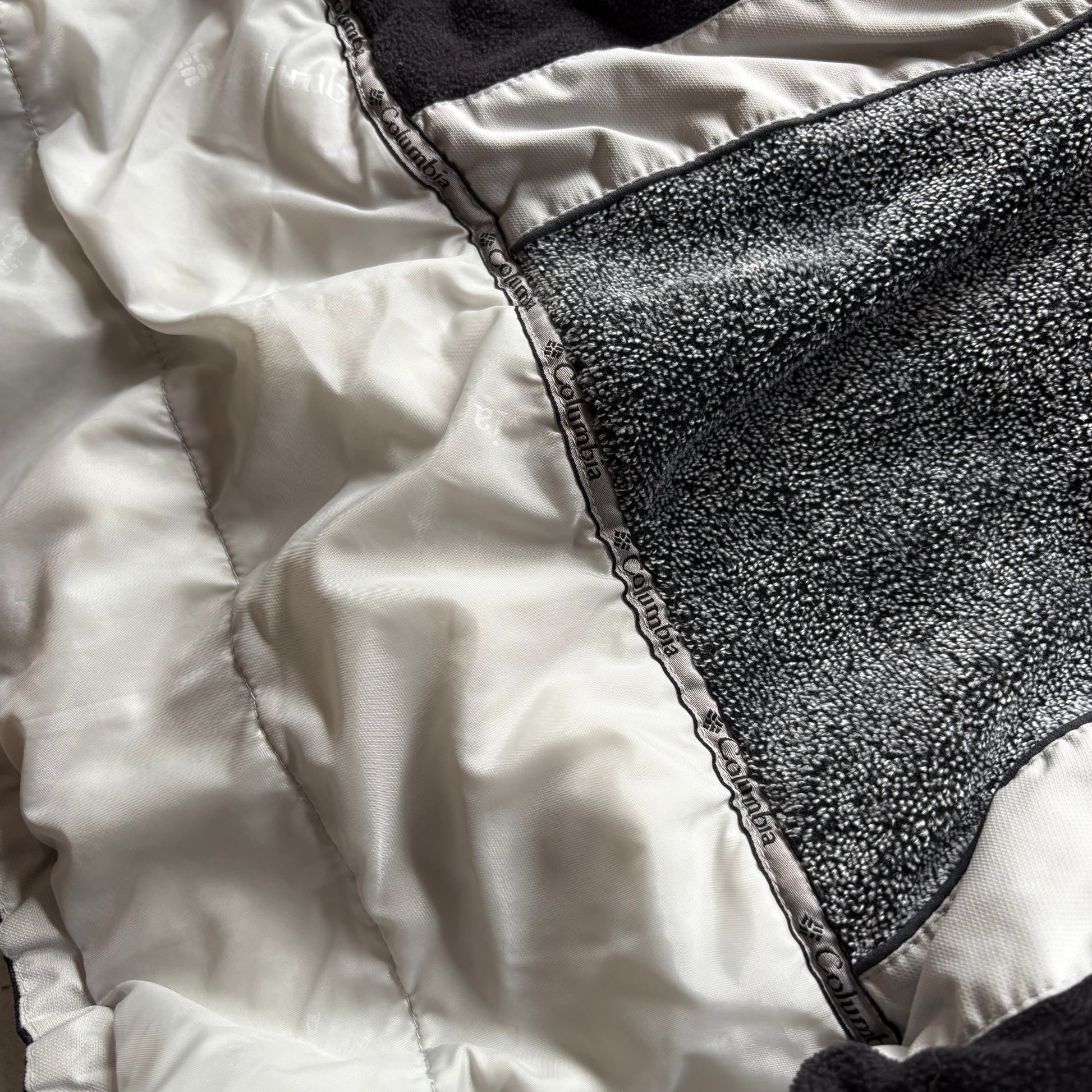(L) COLUMBIA SPORTWEAR COMPLETE