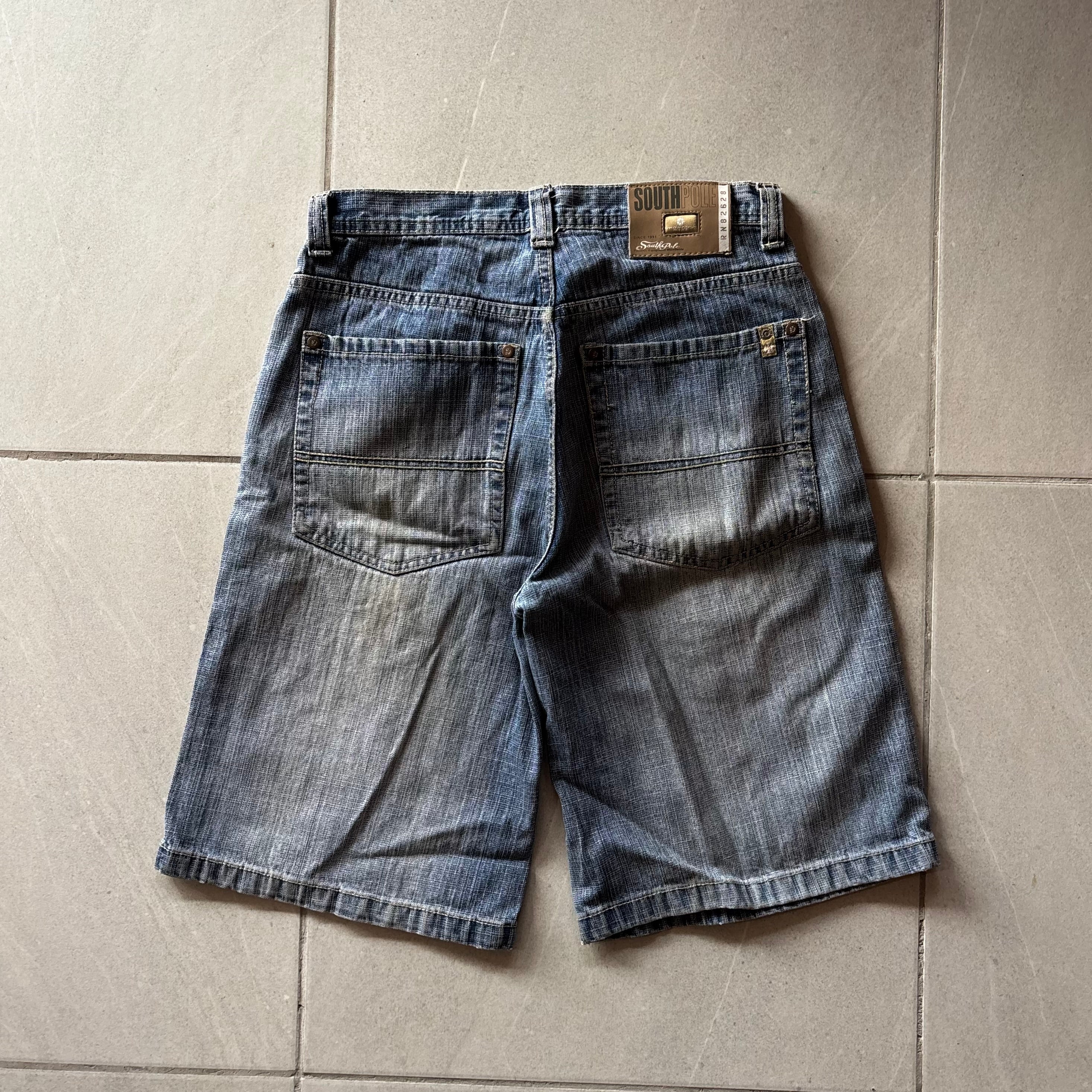 (30) SOUTH POLE SHORT GOLD TAB