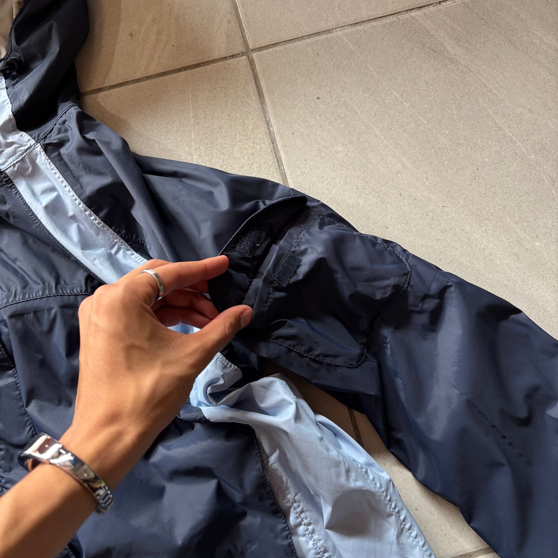 (L) COLUMBIA WINDBREAKER OMNI TECH