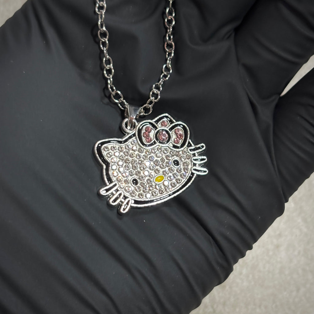 HELLO KITTY NECKLACE