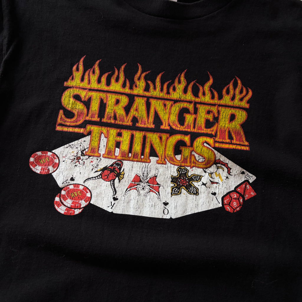 (M) STRANGER THINGS TEE