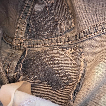 (34/32) VINTAGE LEVI'S PANT - 550