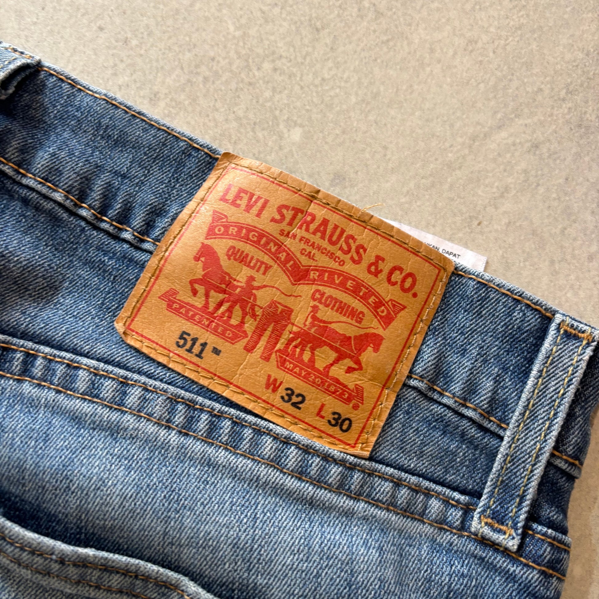 (32/32) LEVI'S 511 DENIM PANT