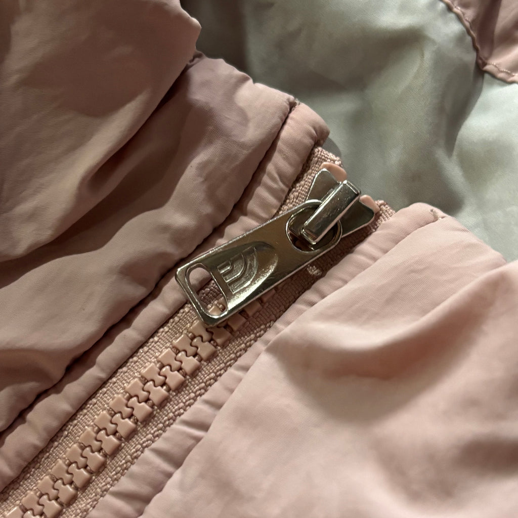 (L) THE NORTH FACE PUFFER JACKET
