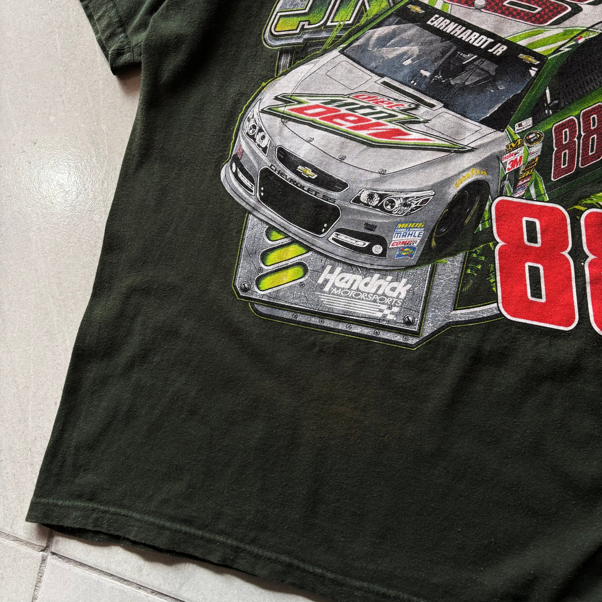 (L) RACING GRAPHIC TEE