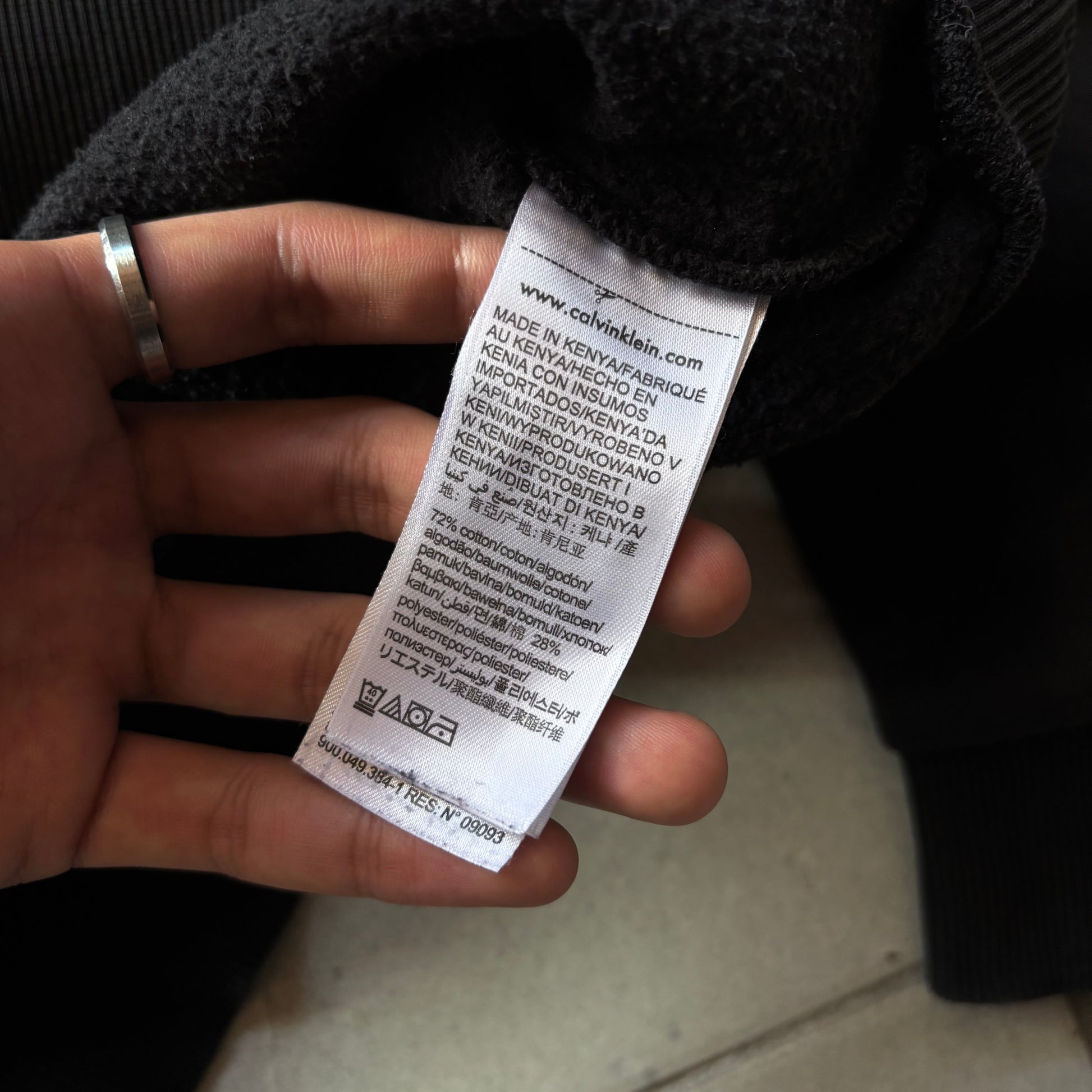(M BOXY) CALVIN KLEIN CREWNECK LEGIT