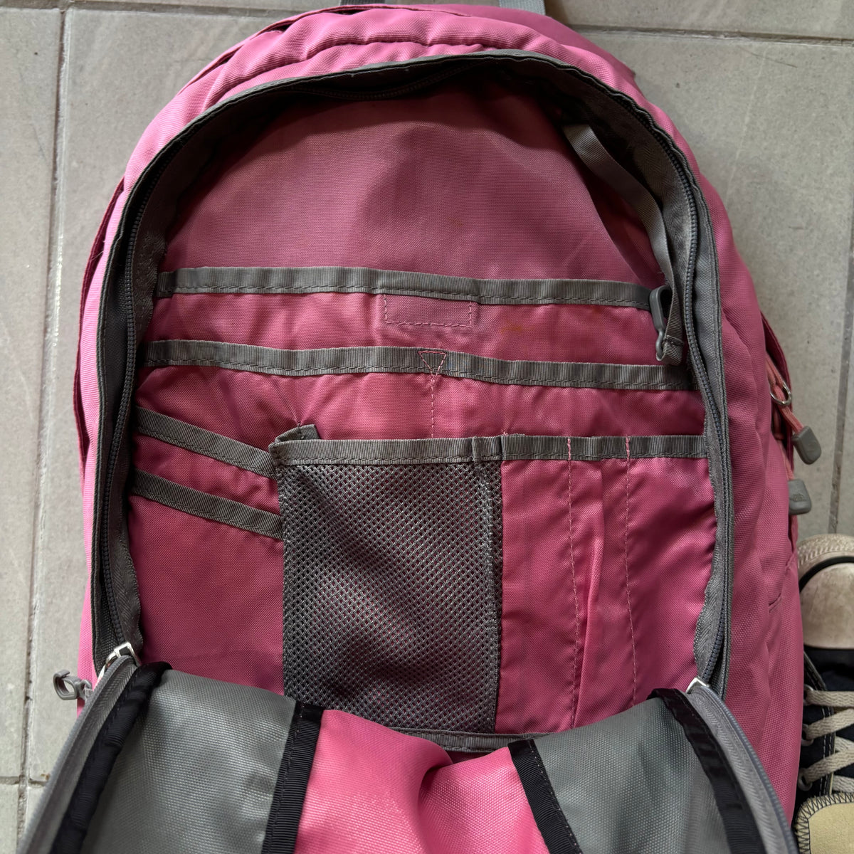 THE NORTH FACE VAULT BACKPACK