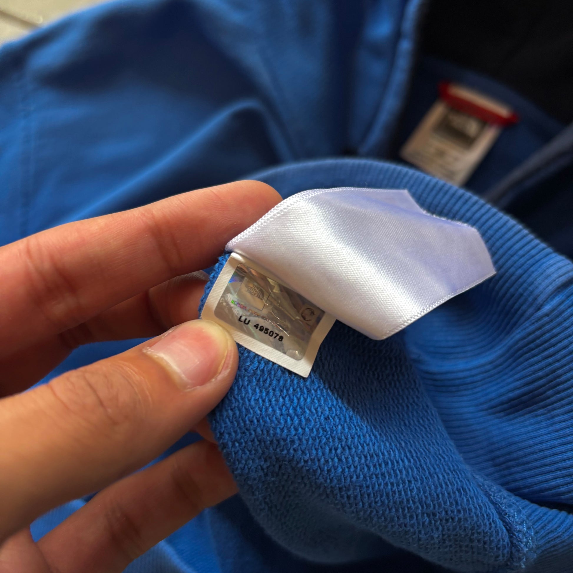 (M) THE NORTH FACE HOODIE - NEW - BORDADA