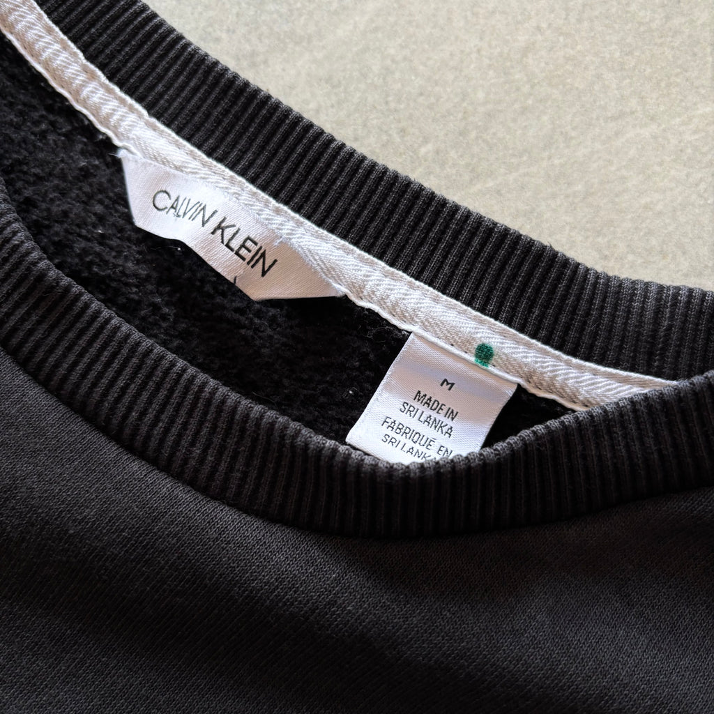 (M BOXY) CALVIN KLEIN CREWNECK LEGIT