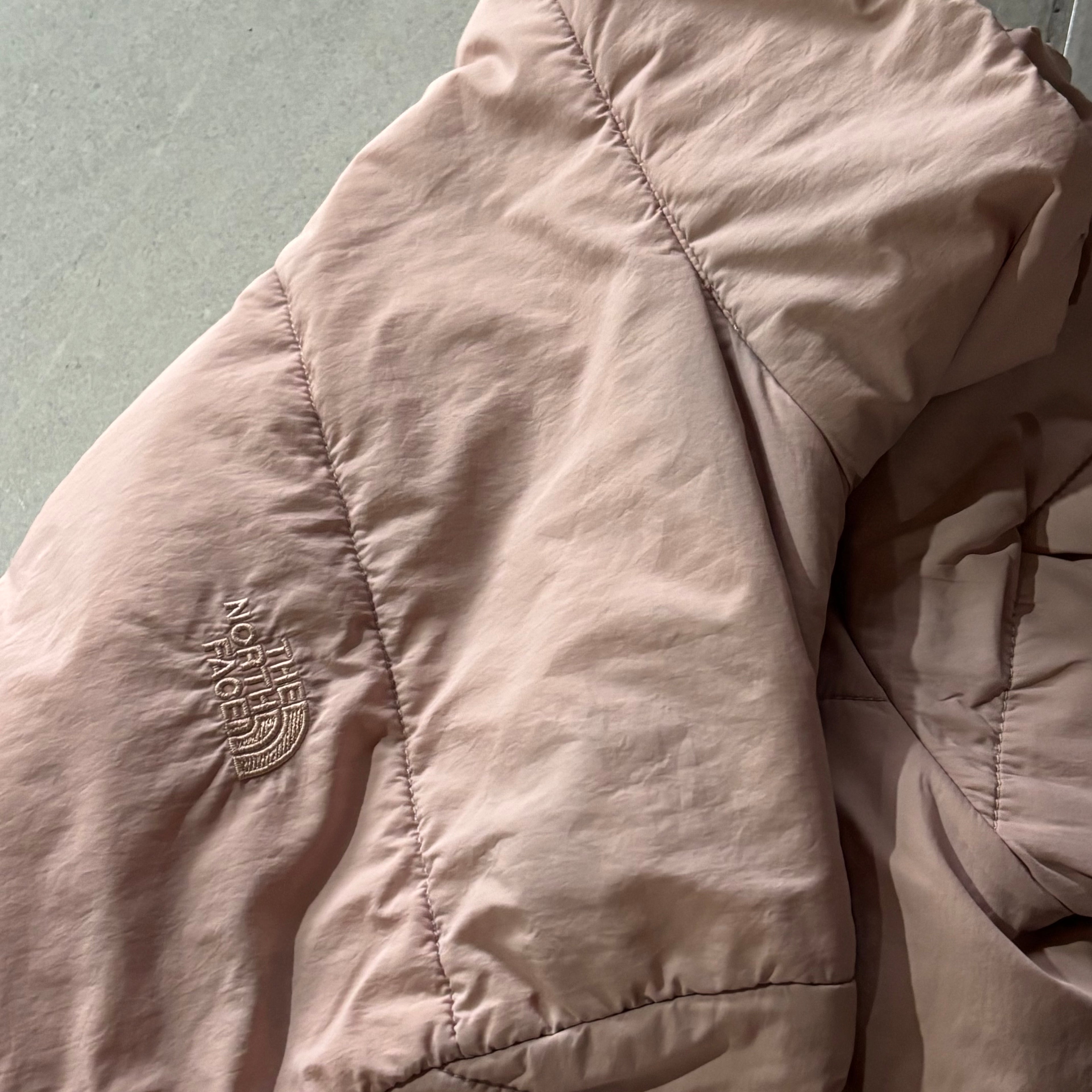 (L) THE NORTH FACE PUFFER JACKET