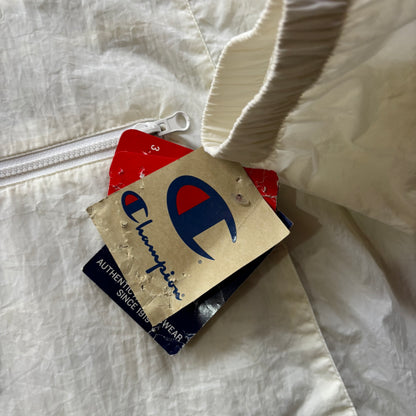 (M FIT L) CHAMPION STORMBREAKER WHITE - NEW BRAND