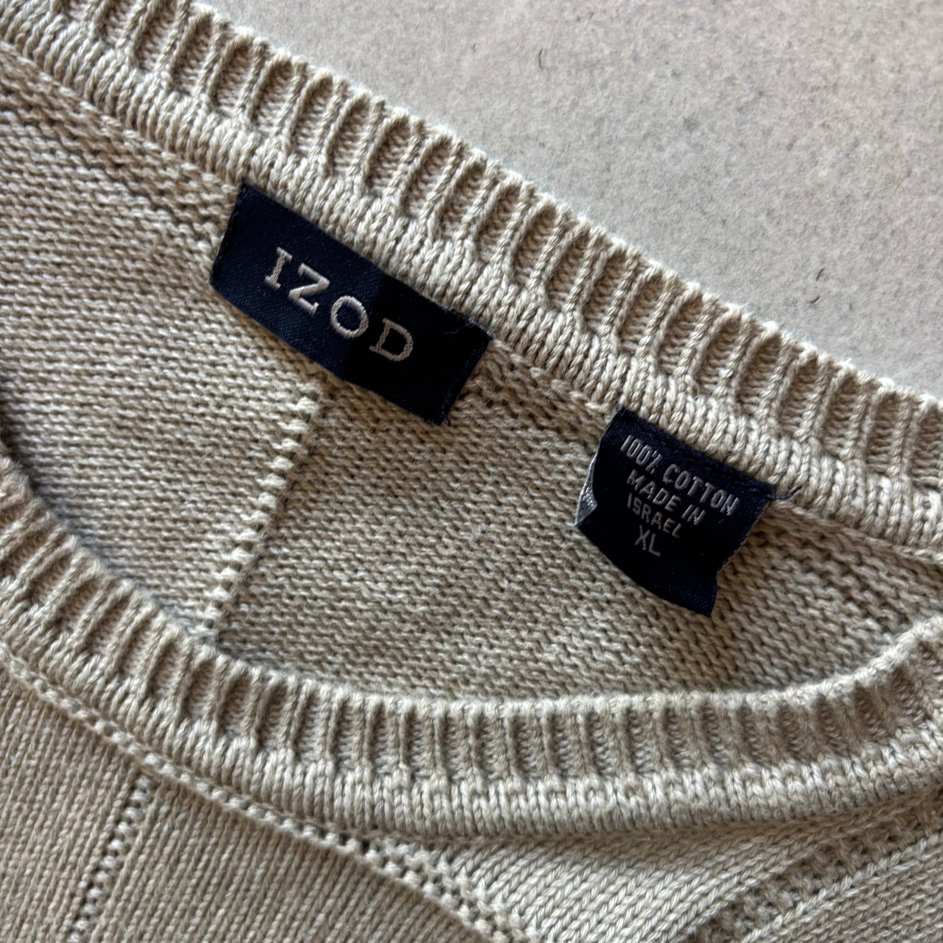 (Xl) VINTAGE IZOD CREWNECK