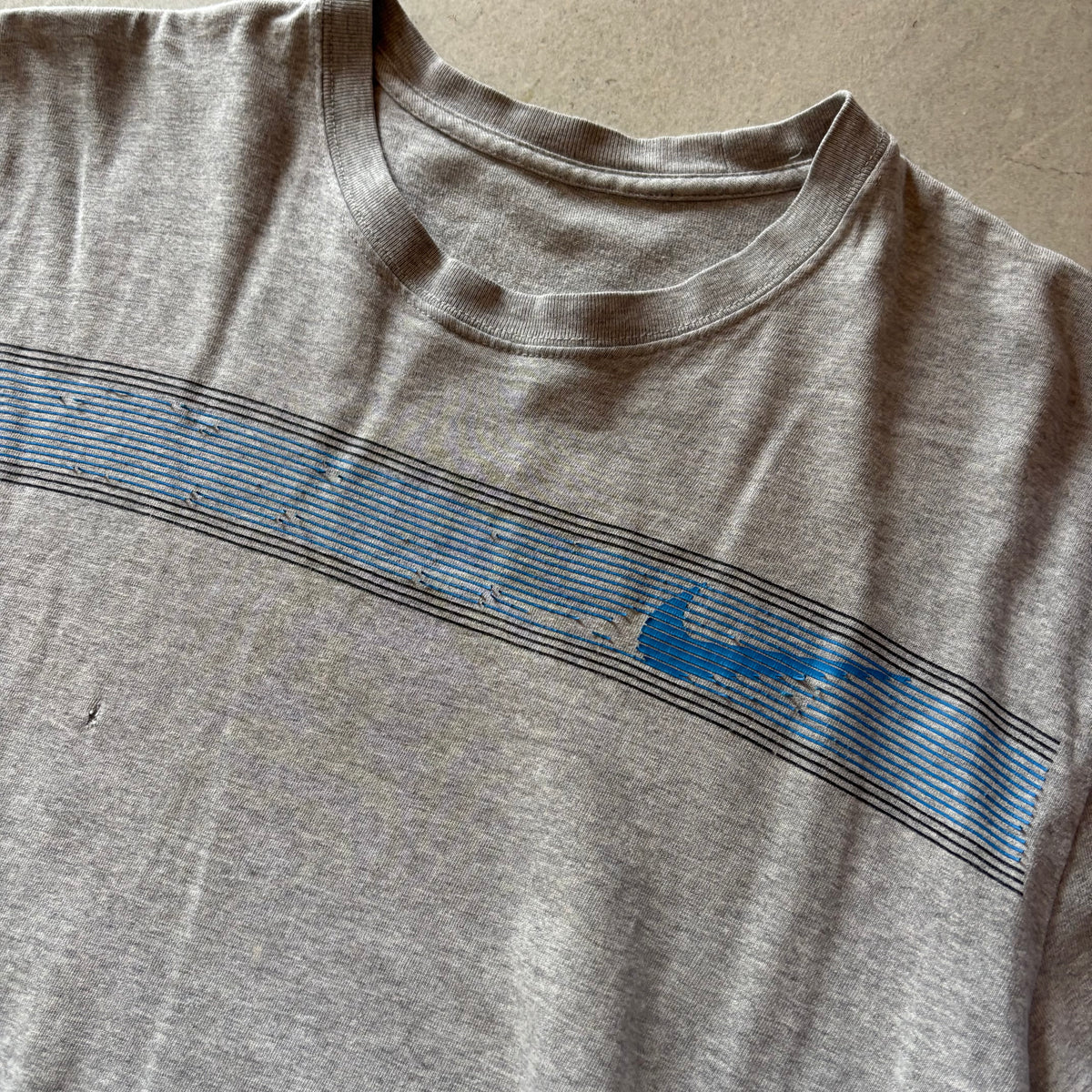 (L) NIKE BRAND TEE