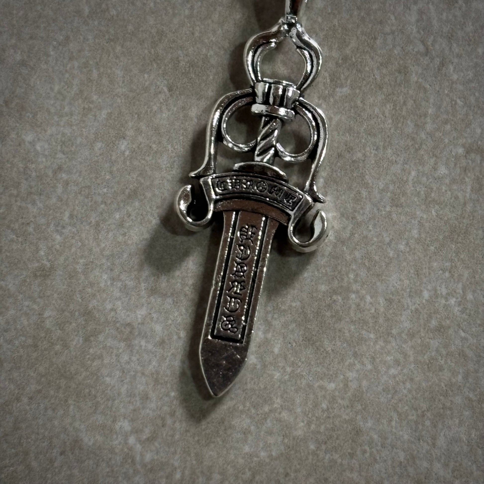 CHROME HEARTS DAGA NECKLACE