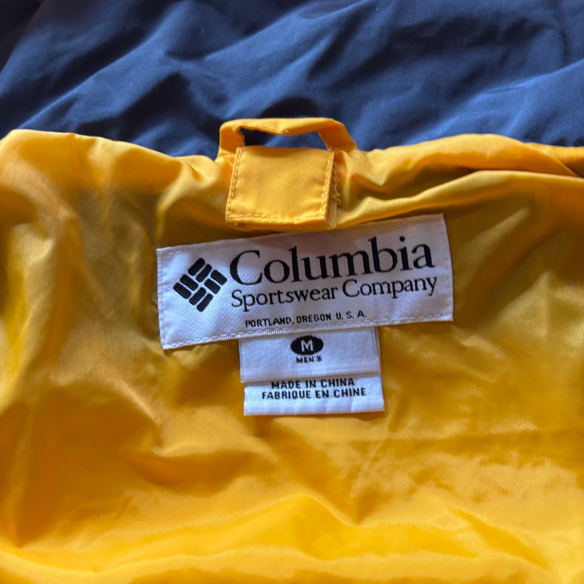 (L) COLUMBIA WINDBREAKER