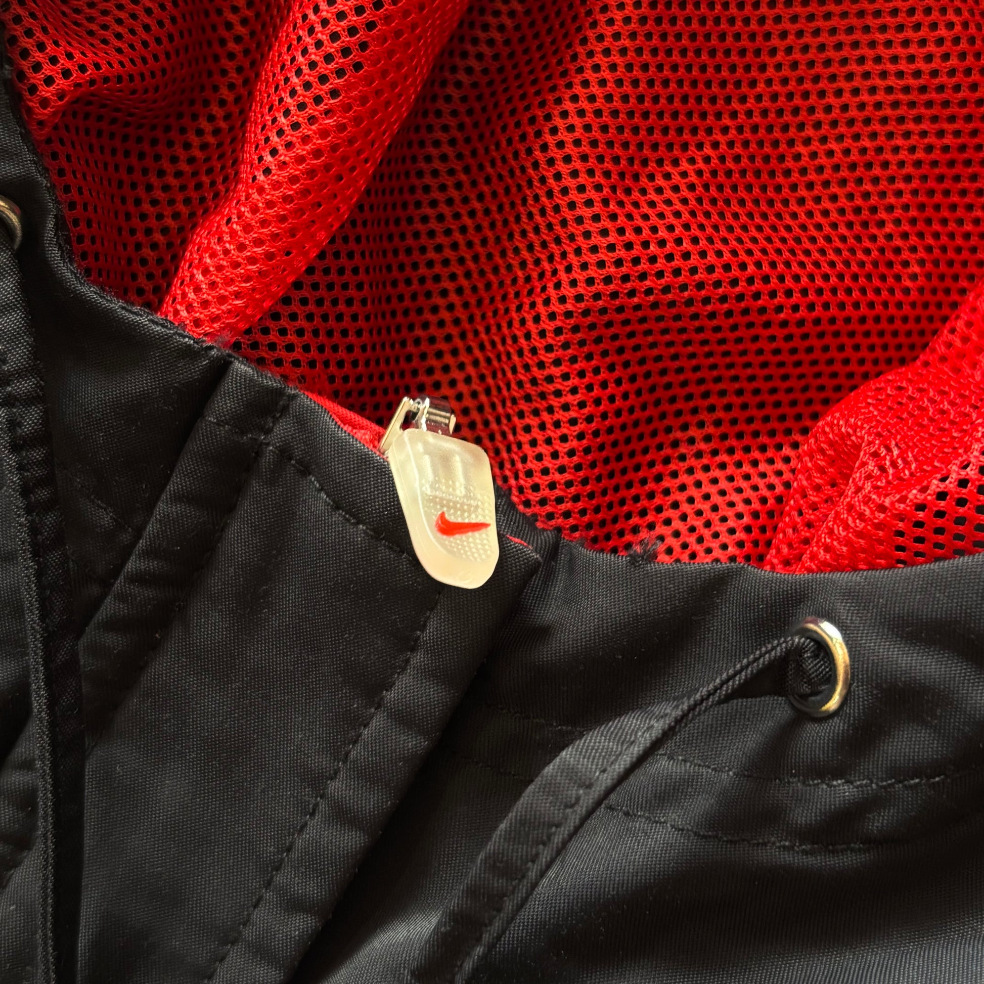 (M BOXY) VINTAGE WINDBREAKER NIKE 00's