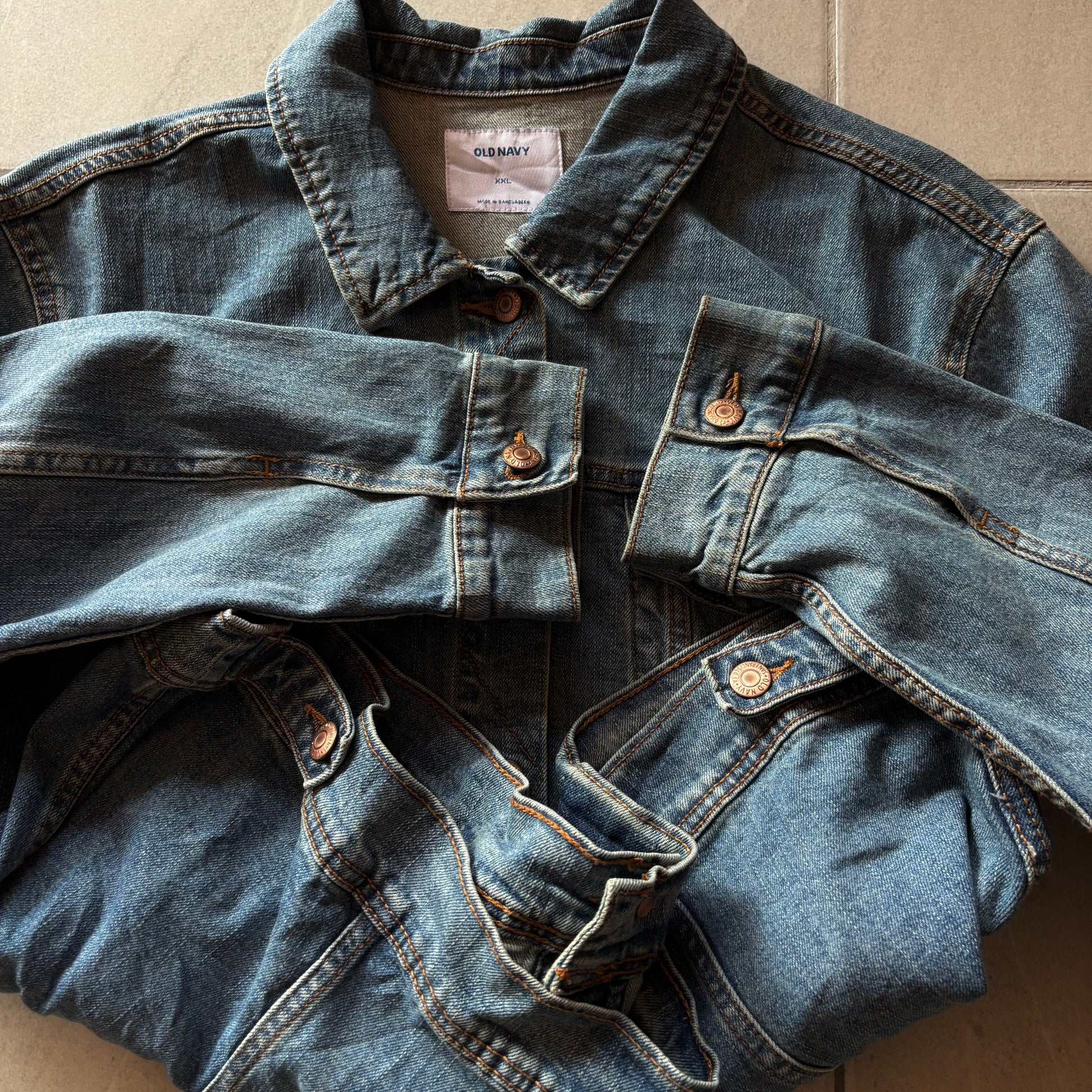 (L) OLD NAVY DENIM JACKET NEW BRAND