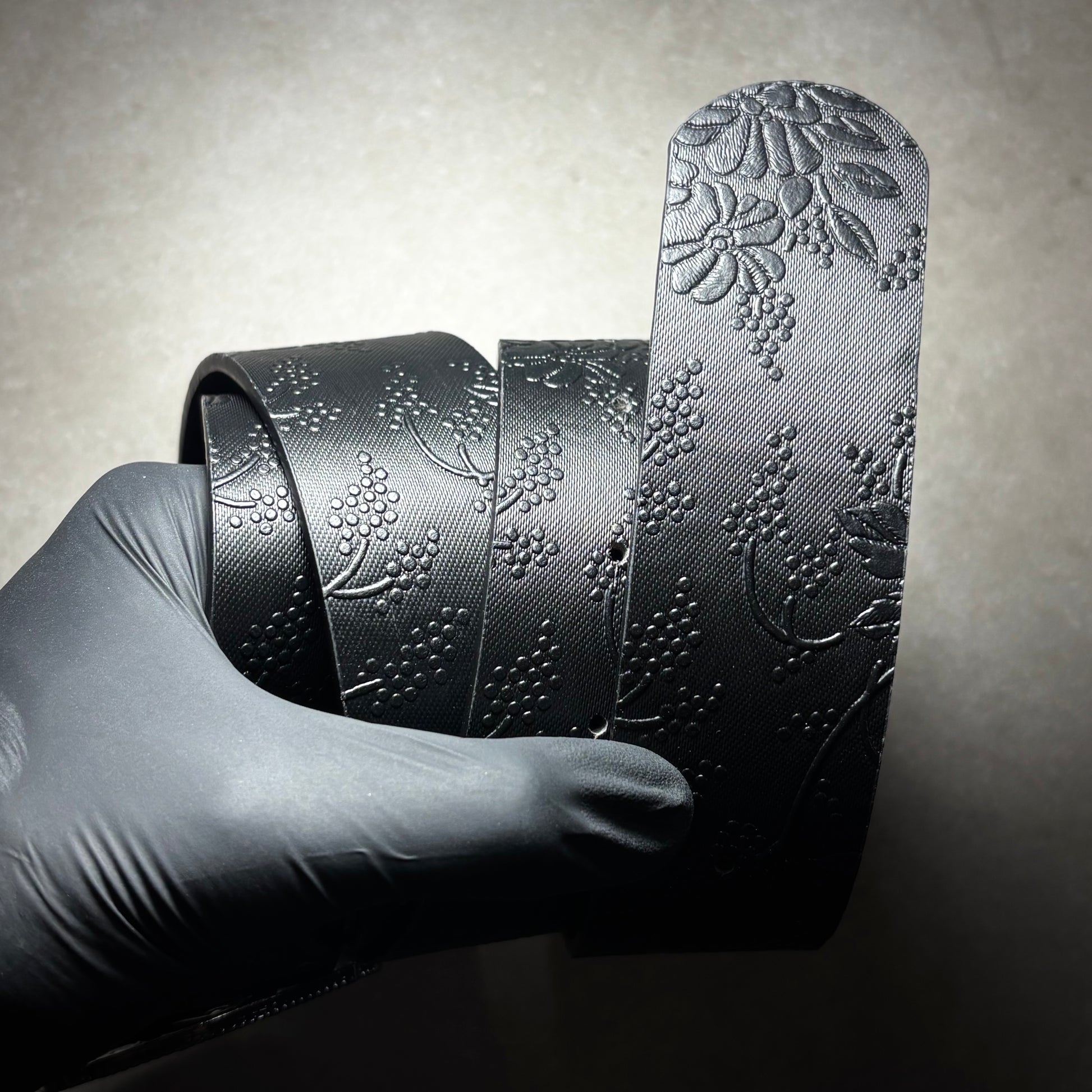 CROSS BLACK FLOWERS LEATHER BELT