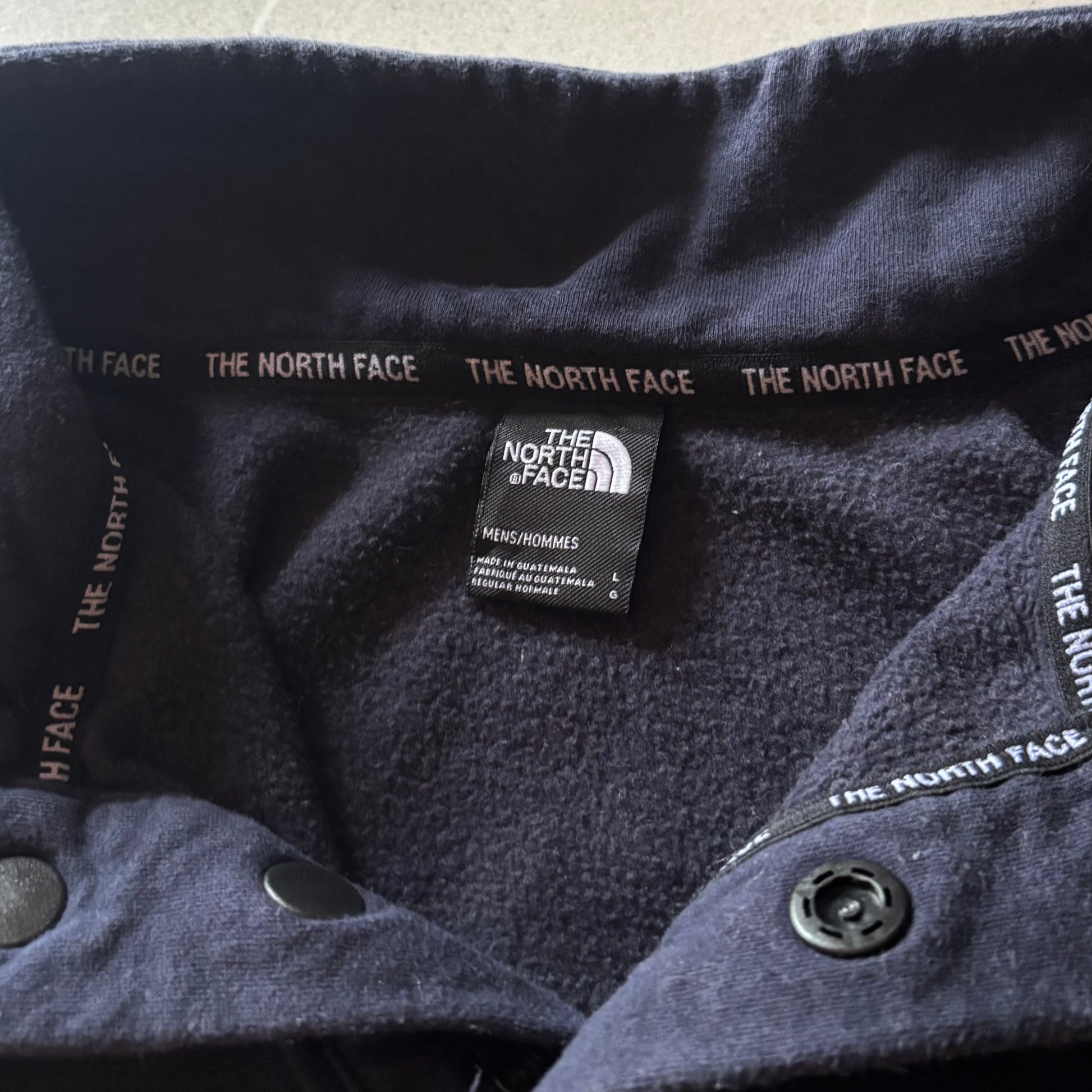 (L) THE NORTH FACE FLEECE JACKET