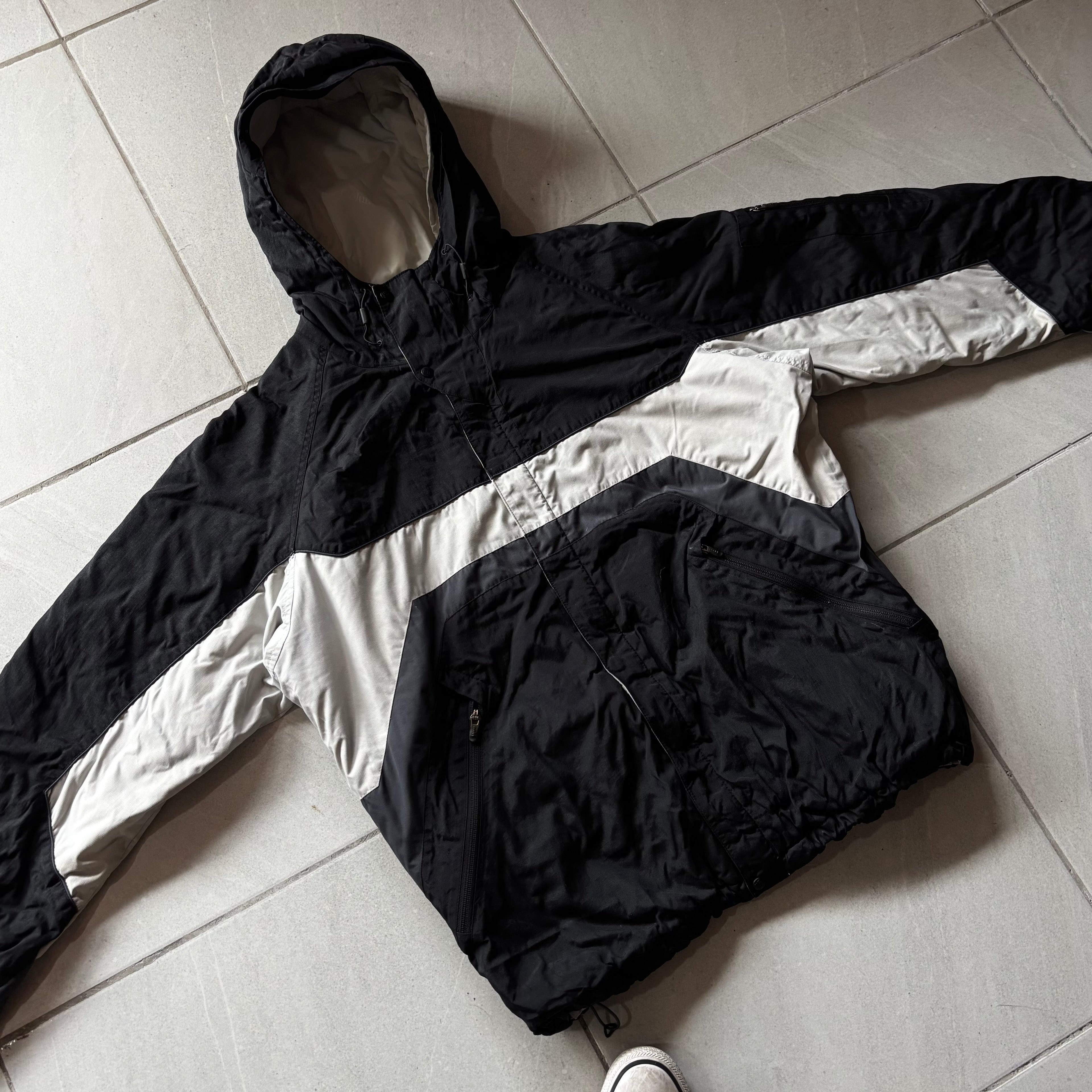 (L) COLUMBIA SPORTWEAR COMPLETE
