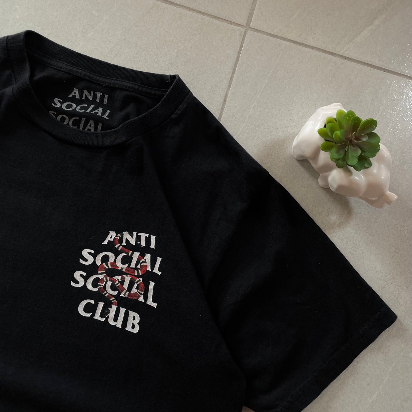 (L) Anti Social Social Club