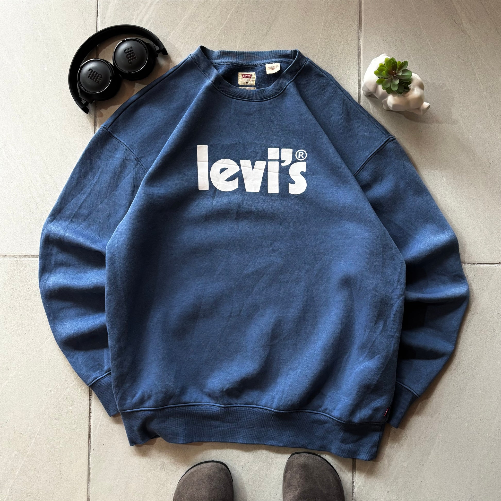 (FIT L) LEVI'S CREWNECK - NEW