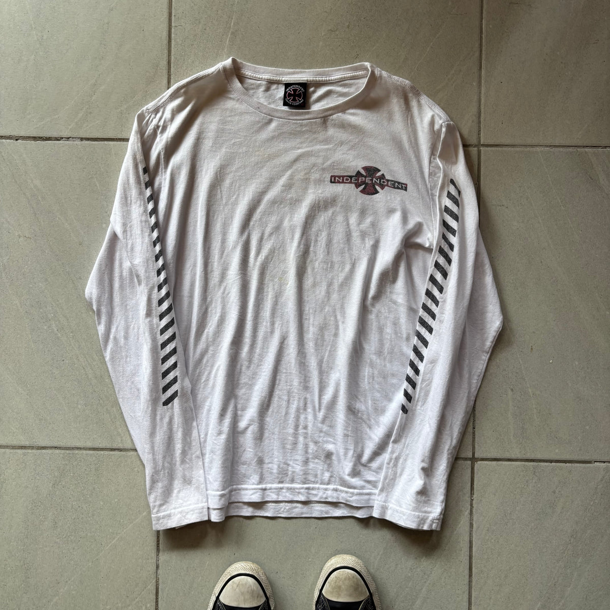 (L) INDEPENDENT LONG SLEEVE TEE