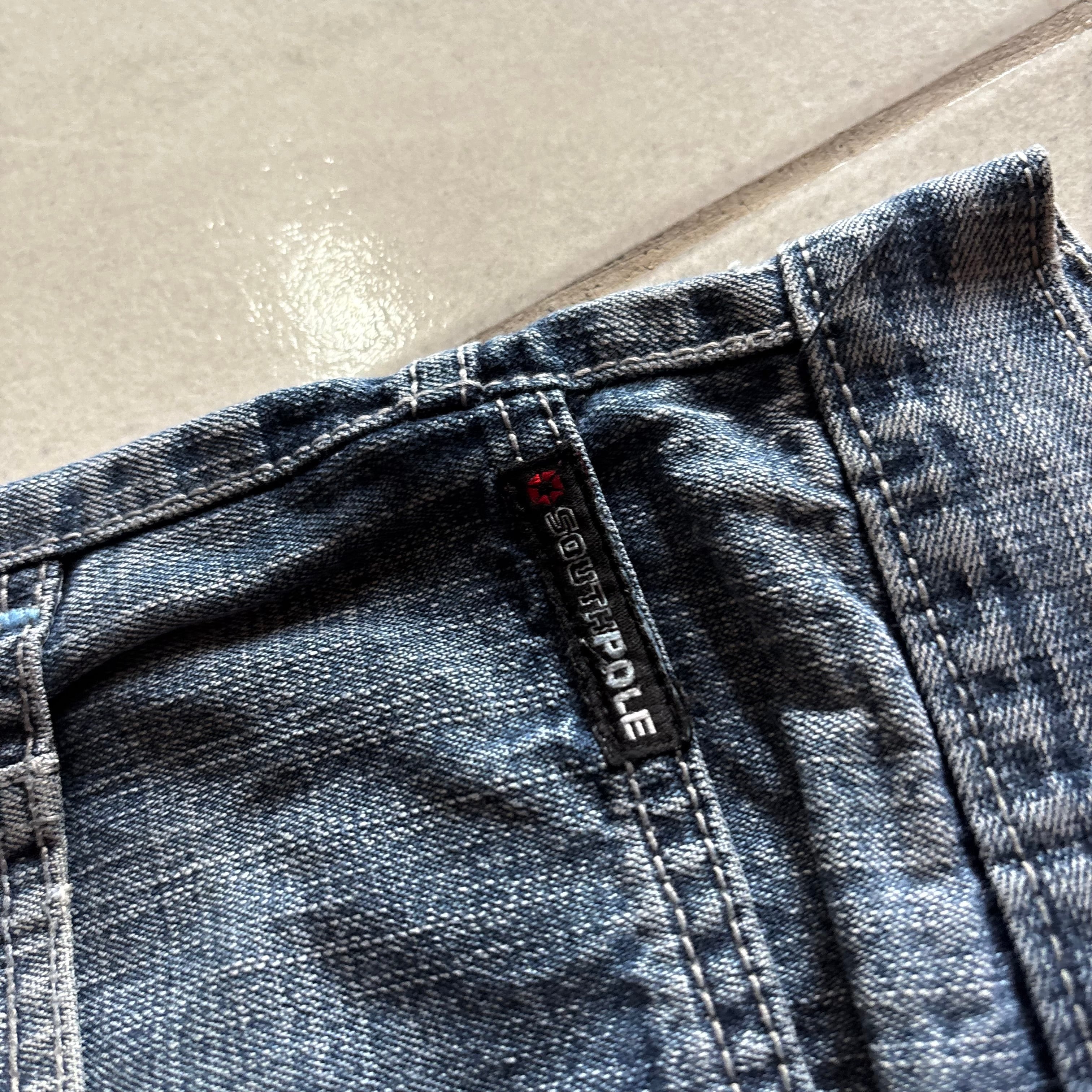 (38) SOUTH POLE RARE PANT