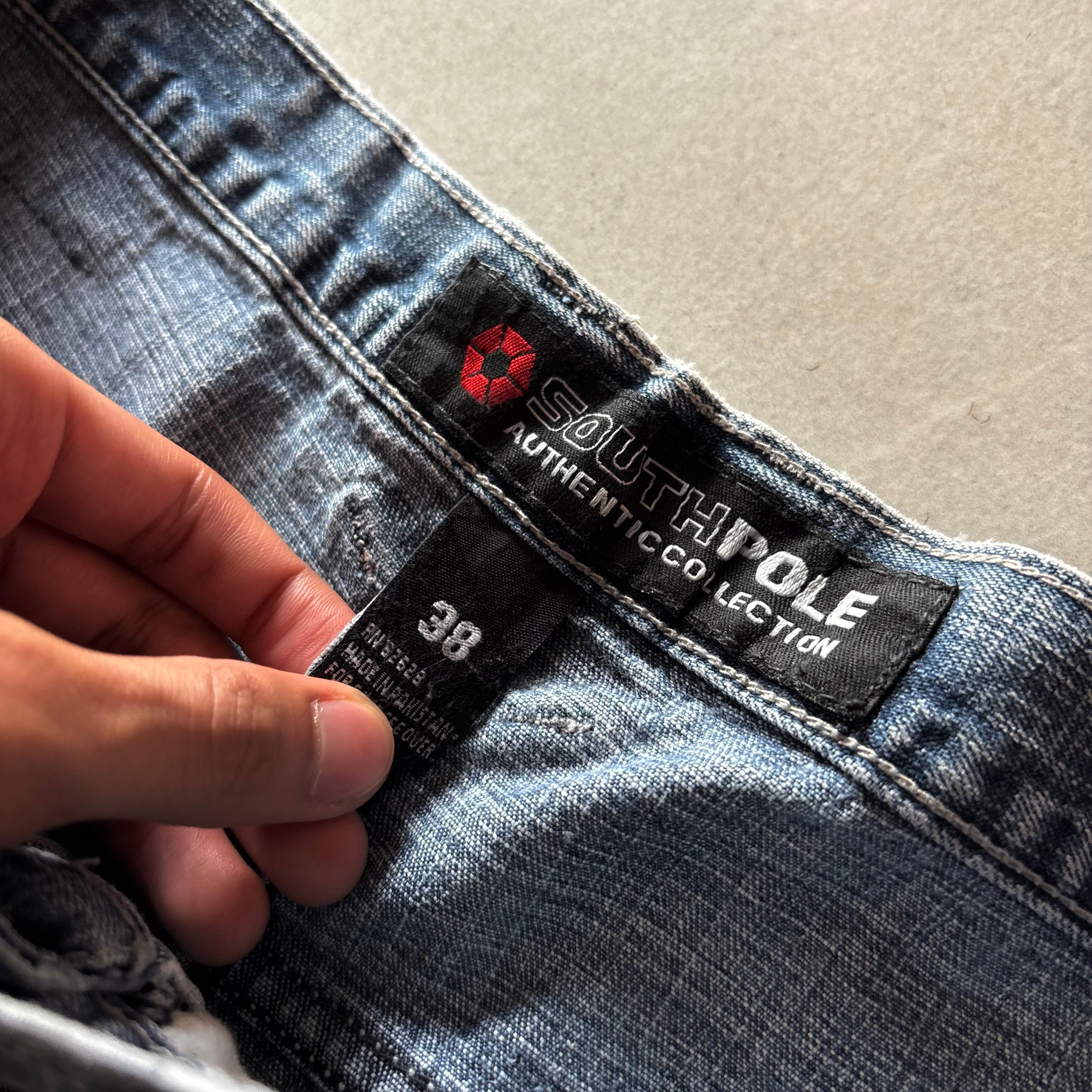 (38) SOUTH POLE RARE PANT