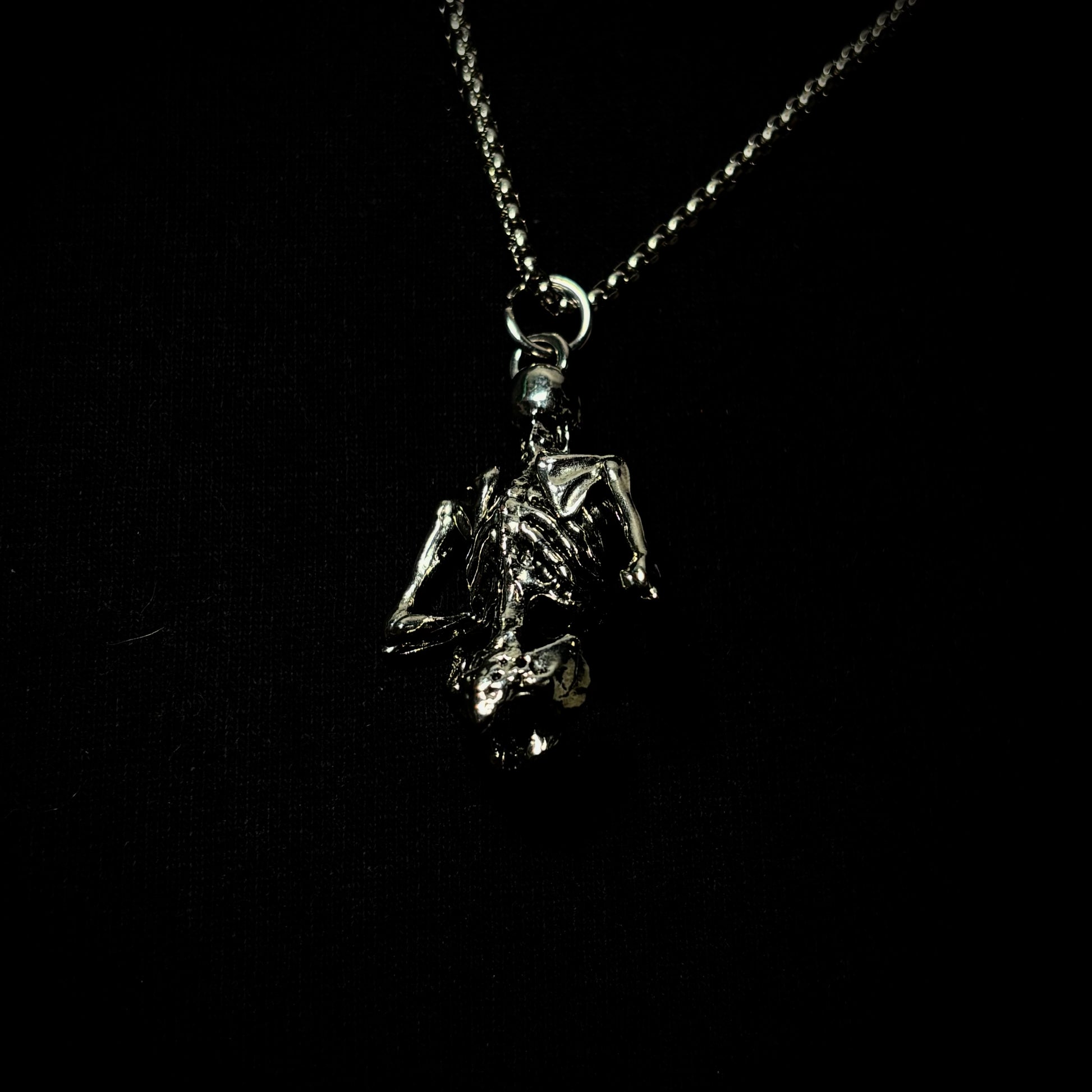 SKELETON NECKLACE