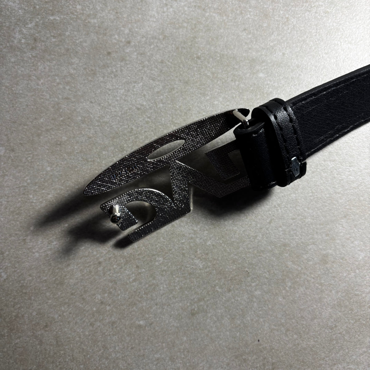 DVD LEATHER BELT