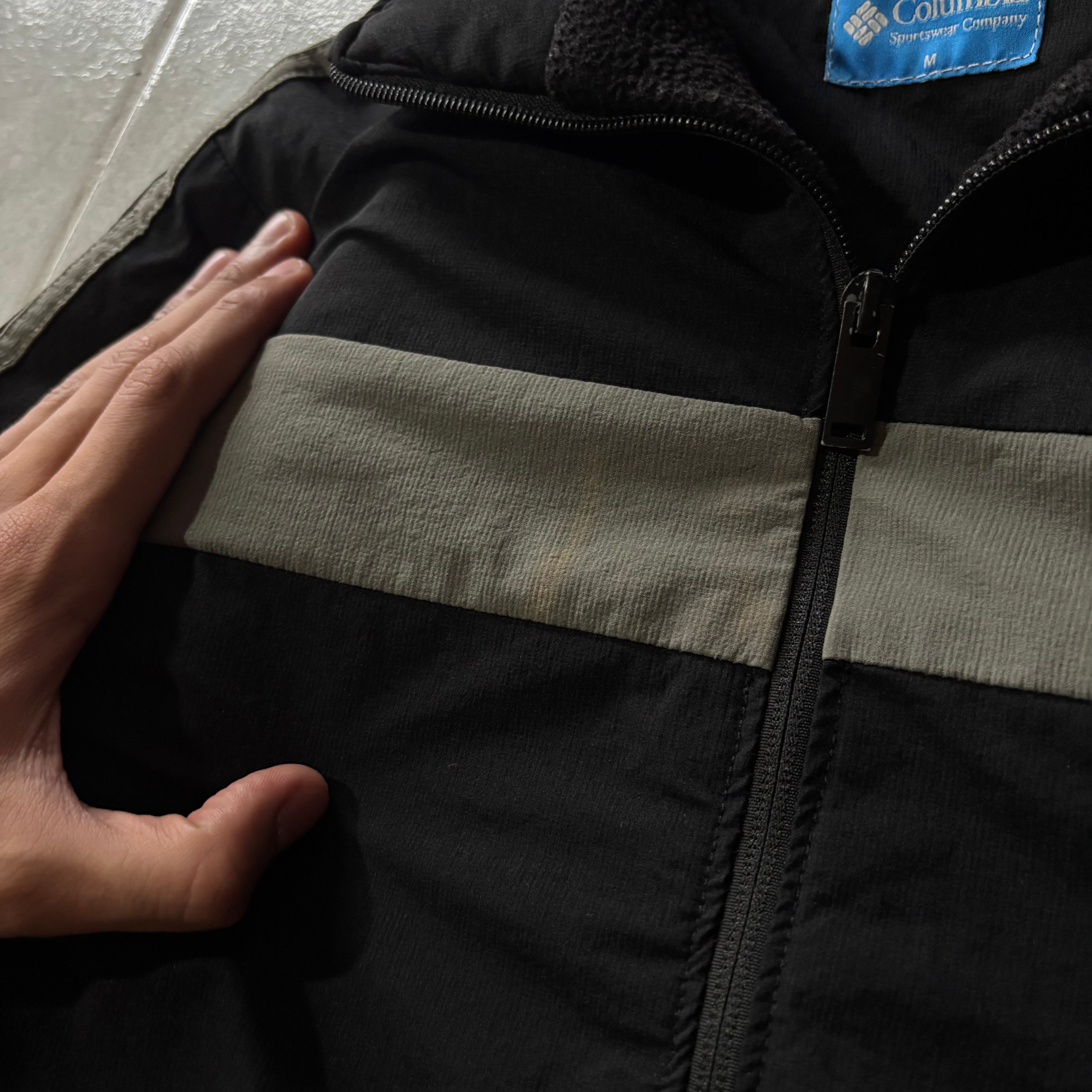 (S) COLUMBIA FLEECE JACKET