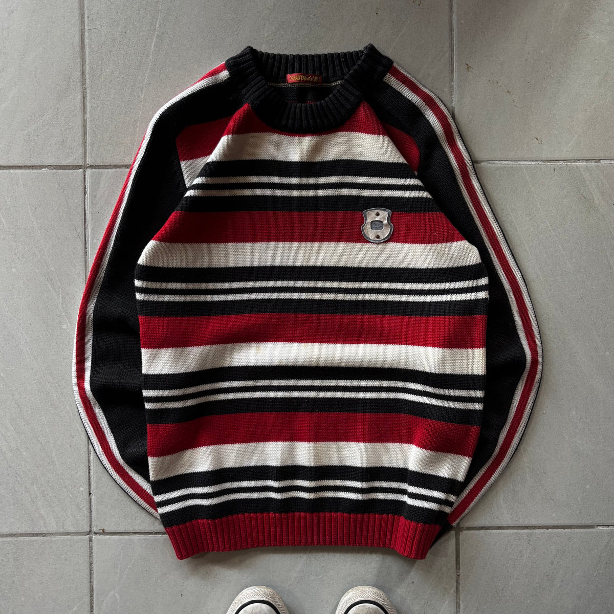 (M) VINTAGE CREWNECK XIAO