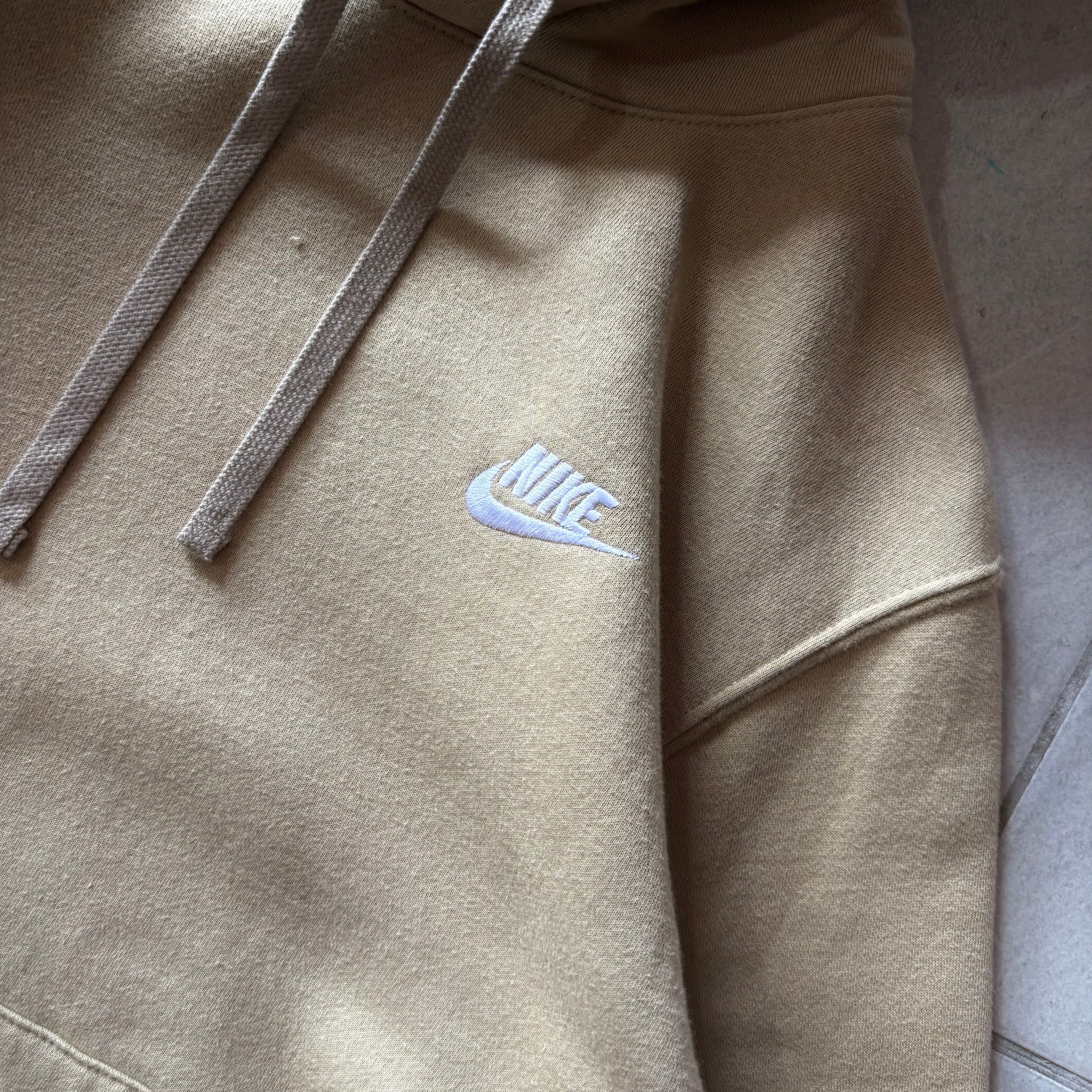 (S) NIKE HOODIE REVERSE WEAVE