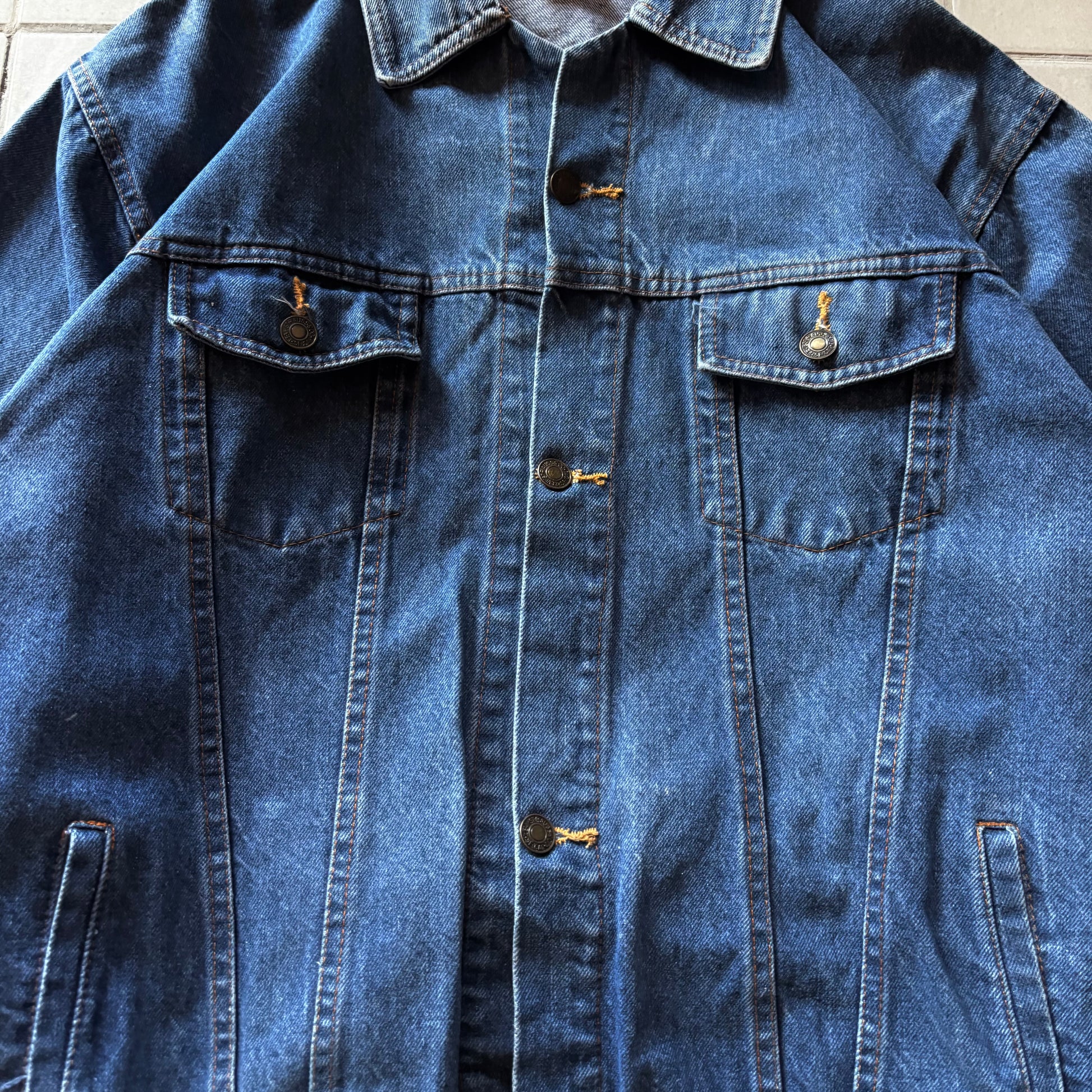 (L) VINTAGE LEVI'S DENIM JACKET