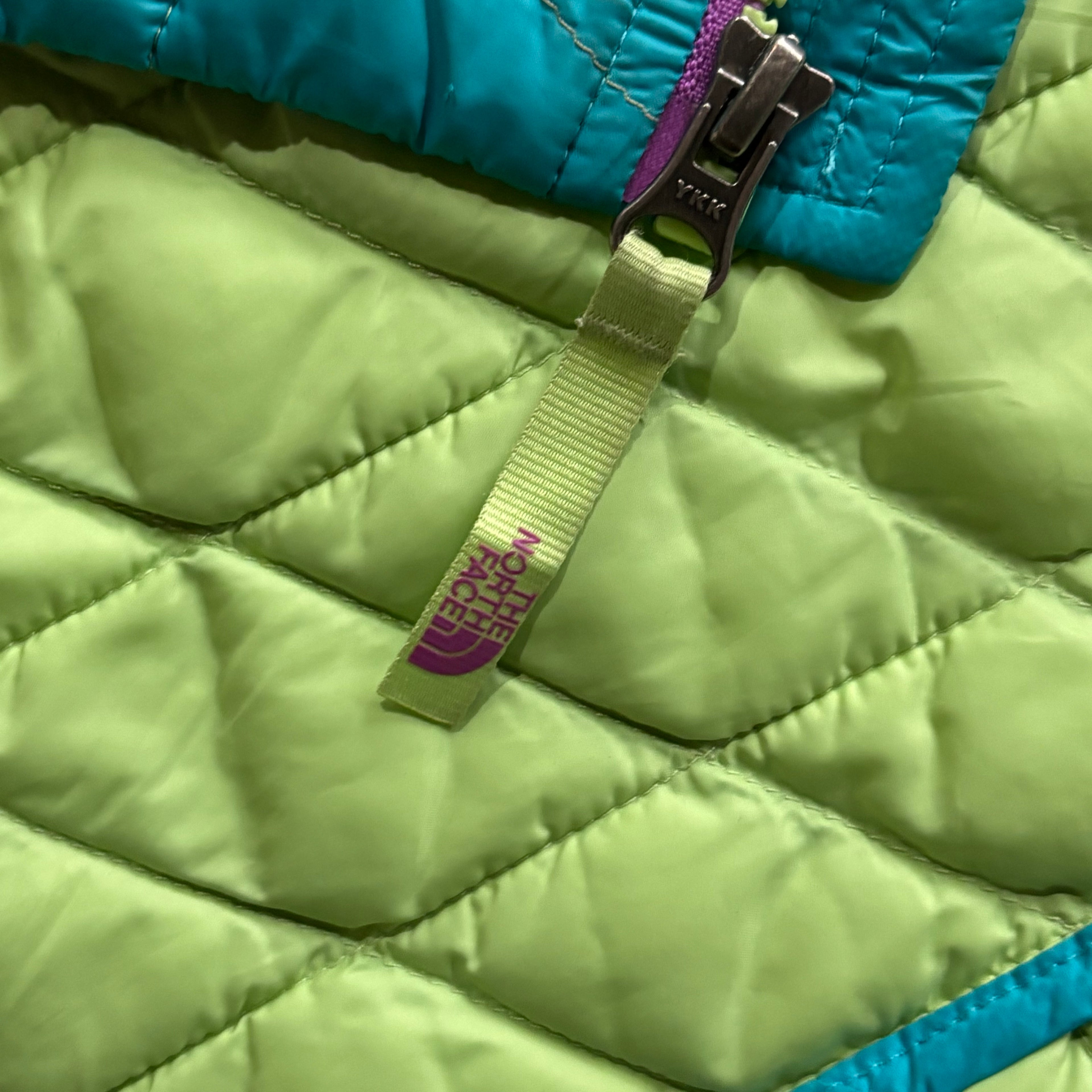 (L) THE NORTH FACE PUFFER JACKET