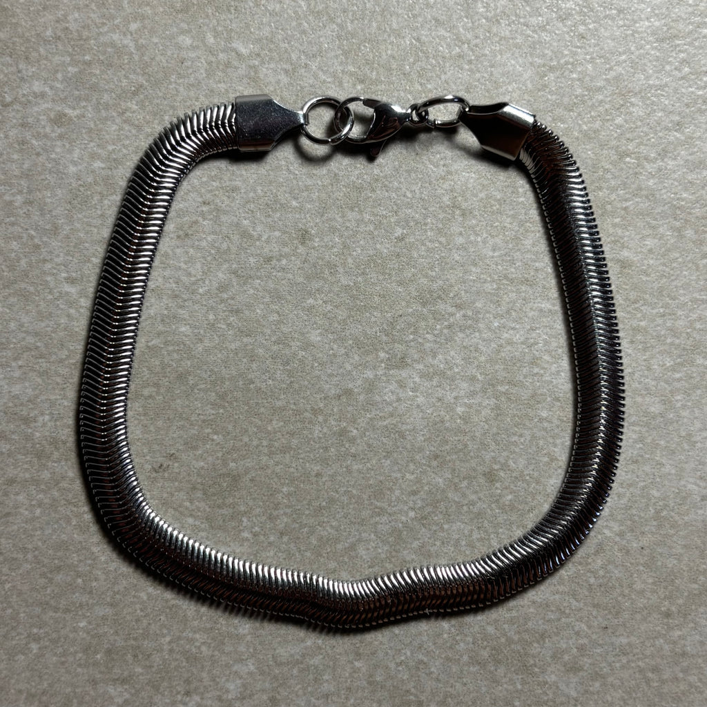 PULSERA RARE PLATEADA